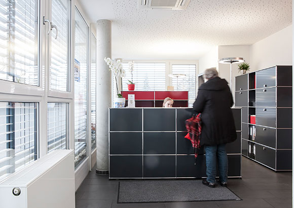 Empfang der Orthop&auml;dischen Praxis in Bad Kissingen